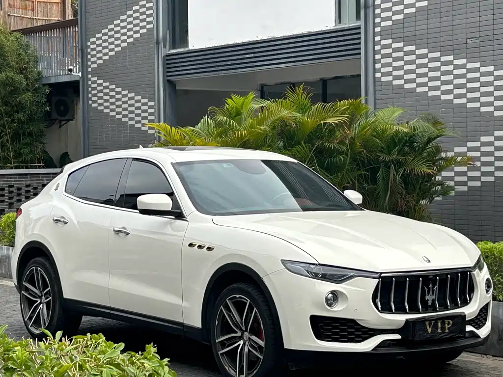 Maserati Levante 2019 — фото 3