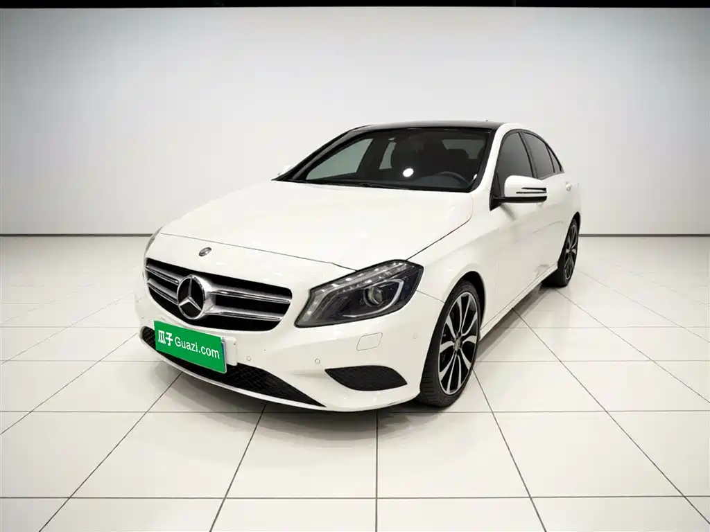 Mercedes-Benz A-Class 2015