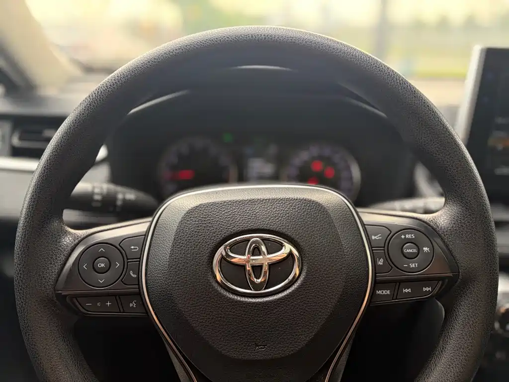 Toyota Wildlander 2021 — фото 9