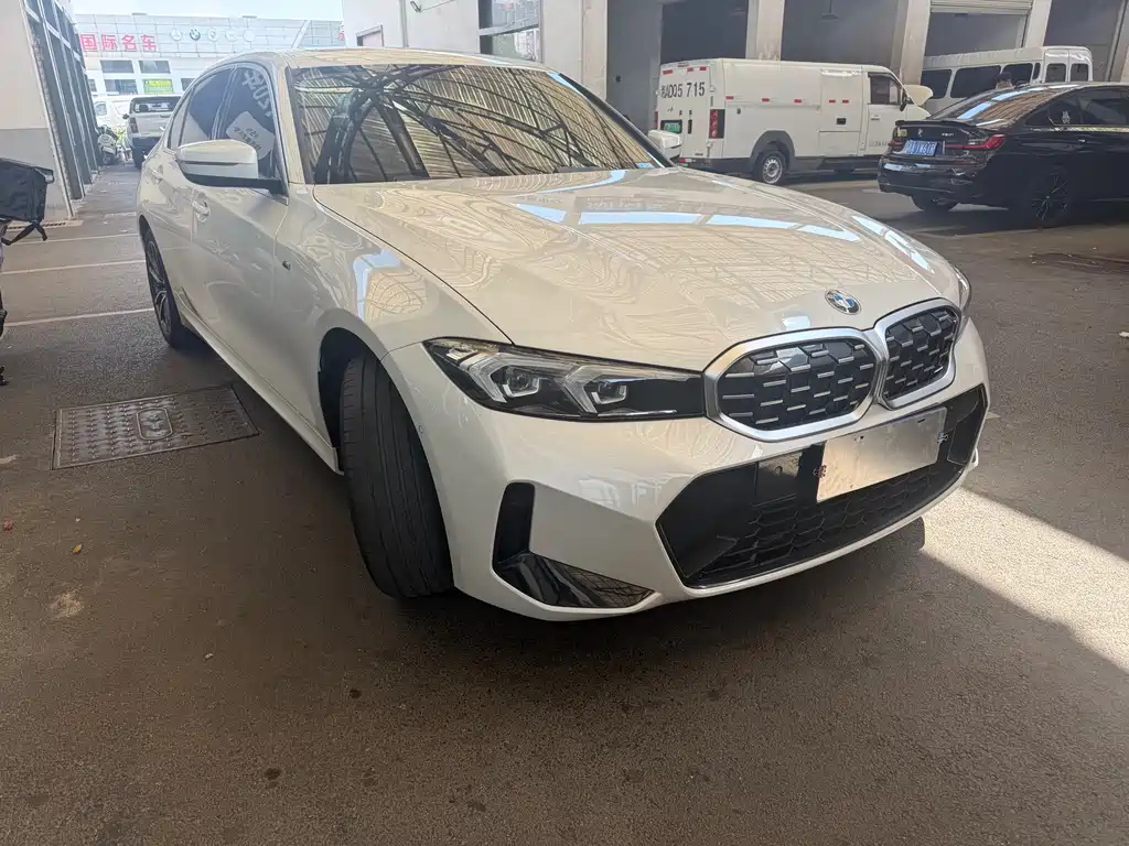 BMW 3 Series 2023