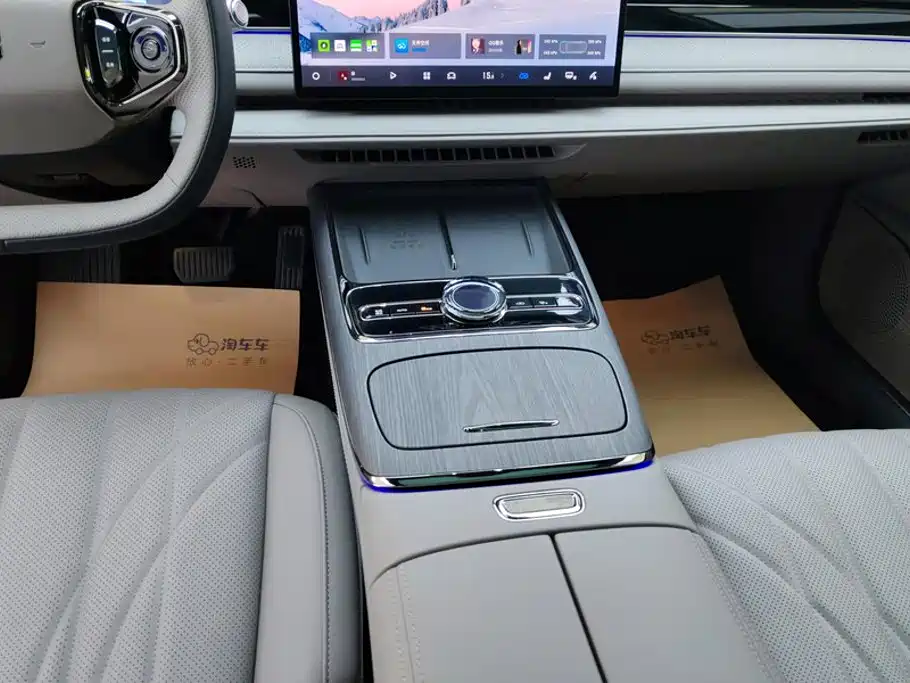 Geely Galaxy Starshine 8 2025 — фото 16