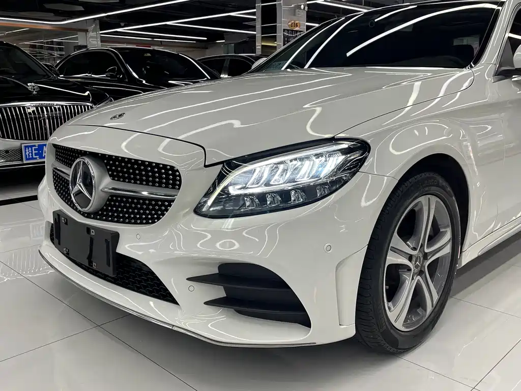 Mercedes-Benz C-Class 2020 — фото 4