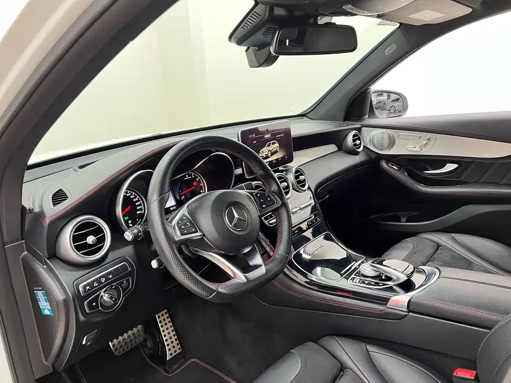 Mercedes-Benz GLC AMG 2019 — фото 15