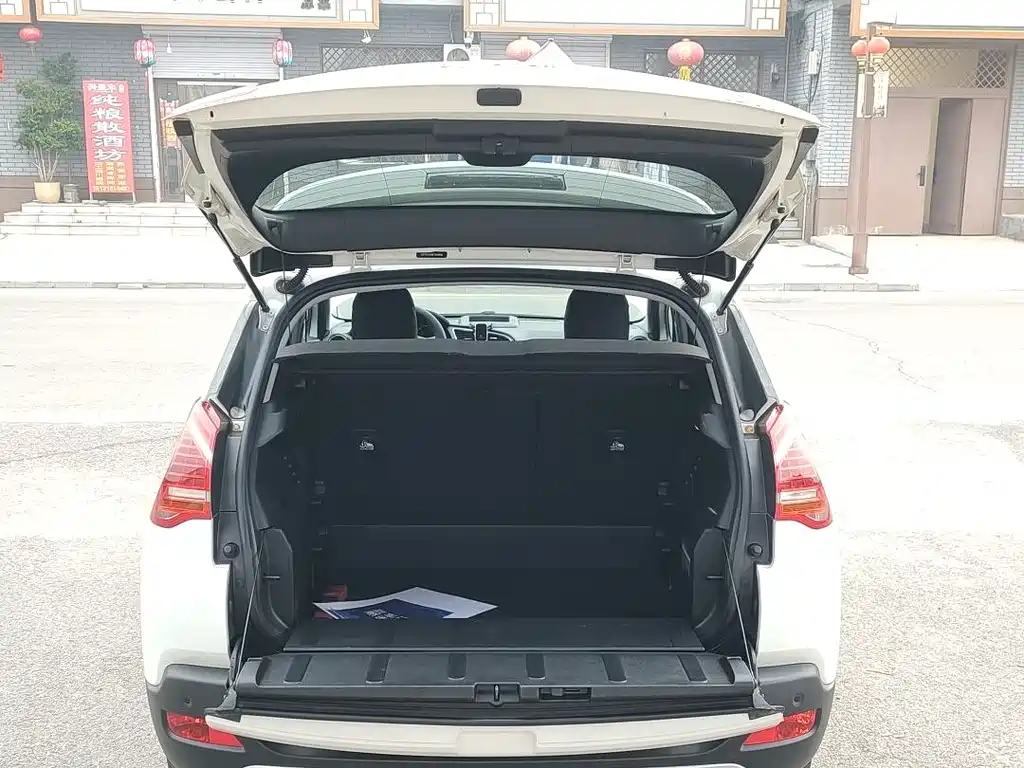 Peugeot 3008 2015 — фото 15