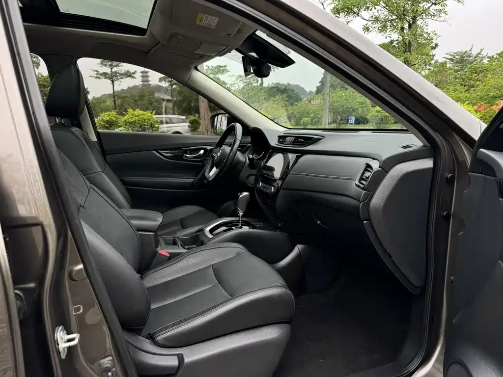 Nissan X-Trail 2020 — фото 10