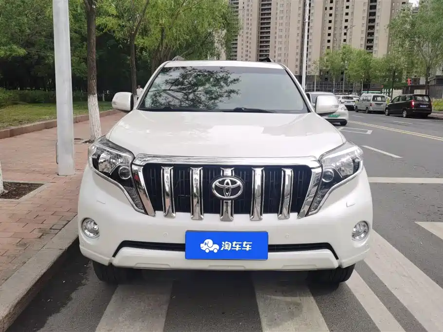 Toyota Prado 2016 — фото 2