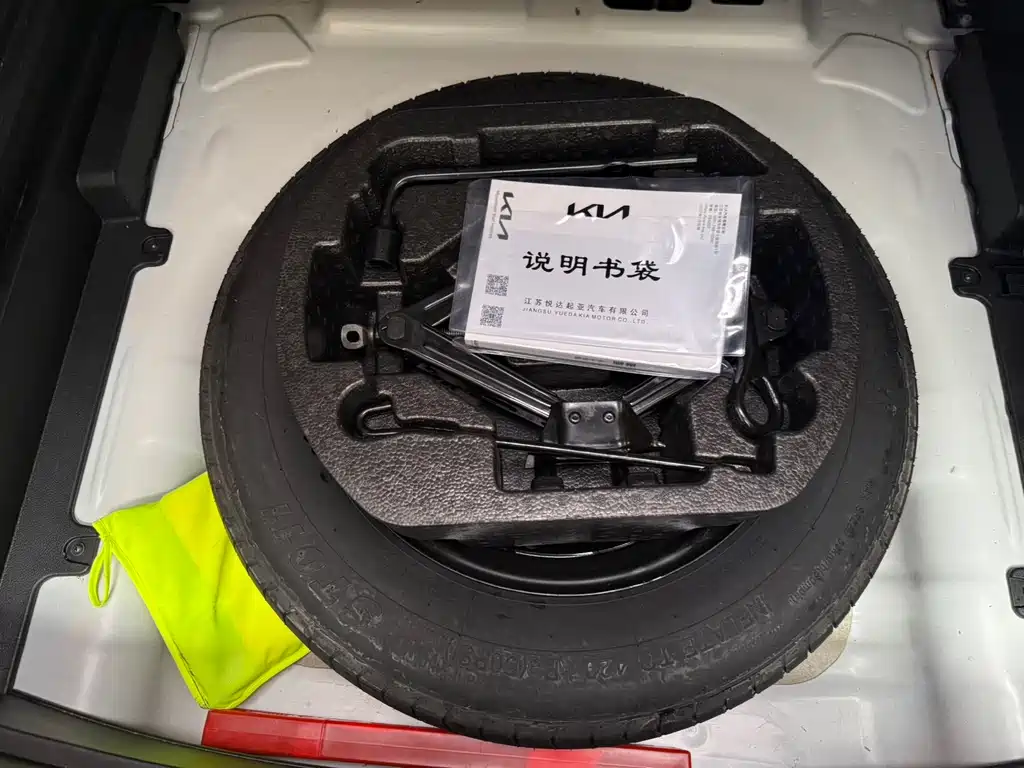 Kia KX3 2022 — фото 22