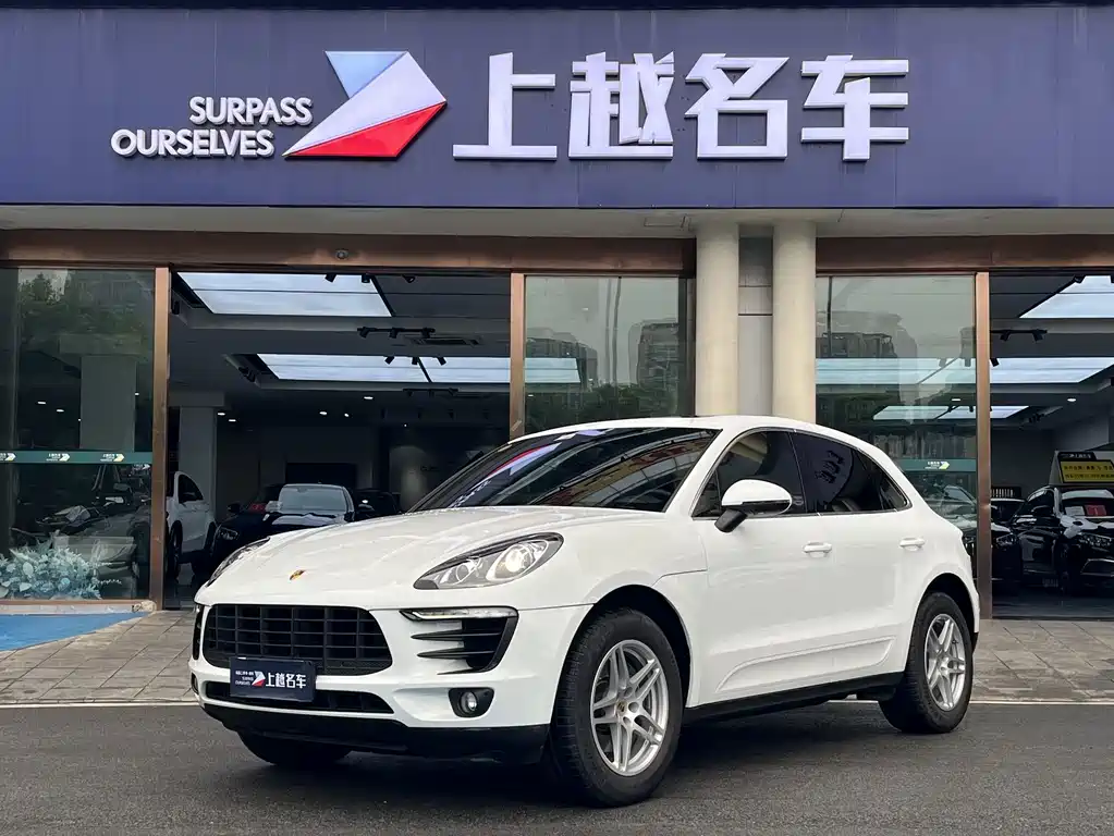Porsche Macan 2018 — фото 1