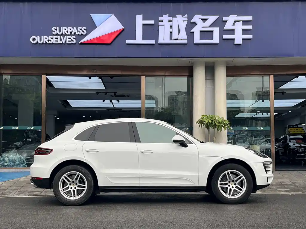 Porsche Macan 2018 — фото 4