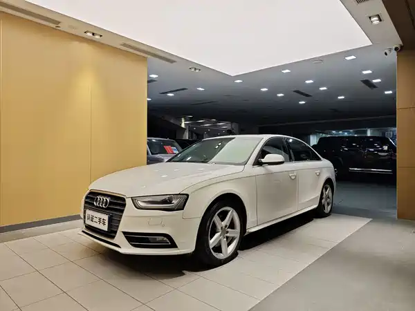 Audi A4L 2013