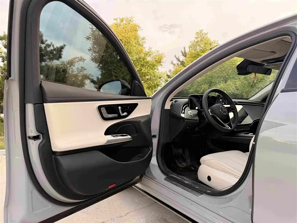Mercedes-Benz E-Class 2026