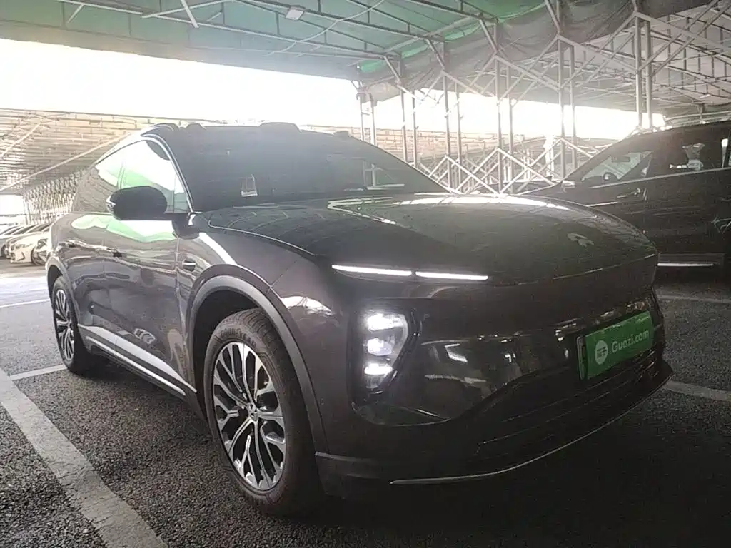 NIO ES6 2025