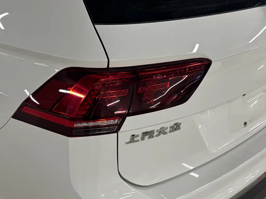 Volkswagen Tiguan L 2019 — фото 10