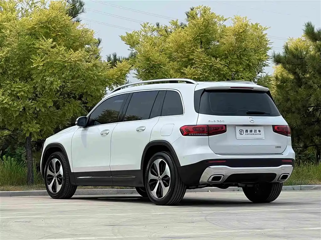 Mercedes-Benz GLB 2021 — фото 26