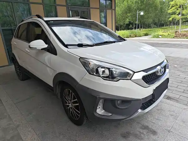 BAIC Changhe Q25 2017
