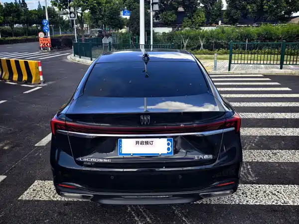 Buick LaCrosse 2025