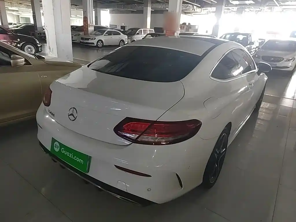 Mercedes-Benz C-Class 2020
