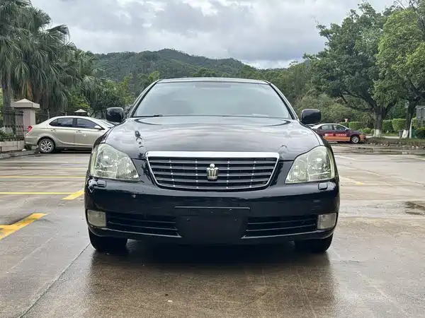 Toyota Crown 2008