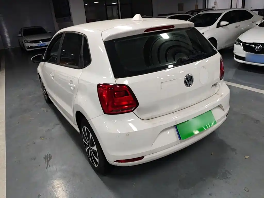 Volkswagen Polo 2016