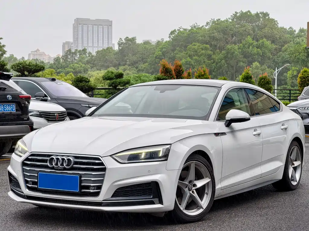 Audi A5 2019 — фото 1