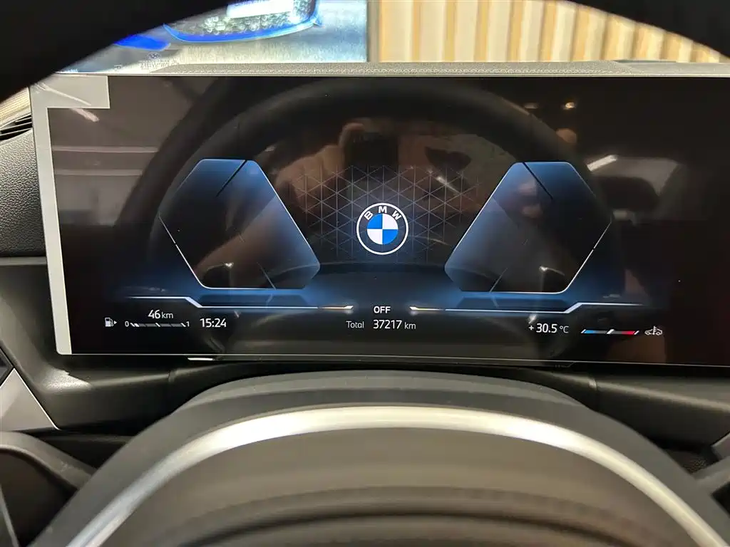 BMW 3 Series 2023 — фото 10