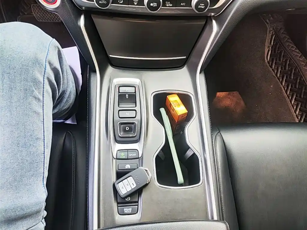 Honda Accord 2020 — фото 14