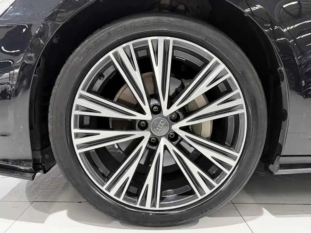 Audi A6L 2020 — фото 10
