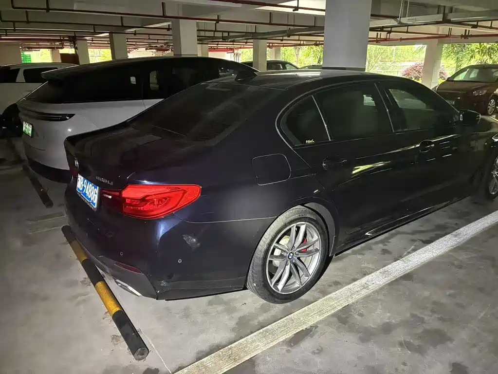 BMW 5 Series 2019