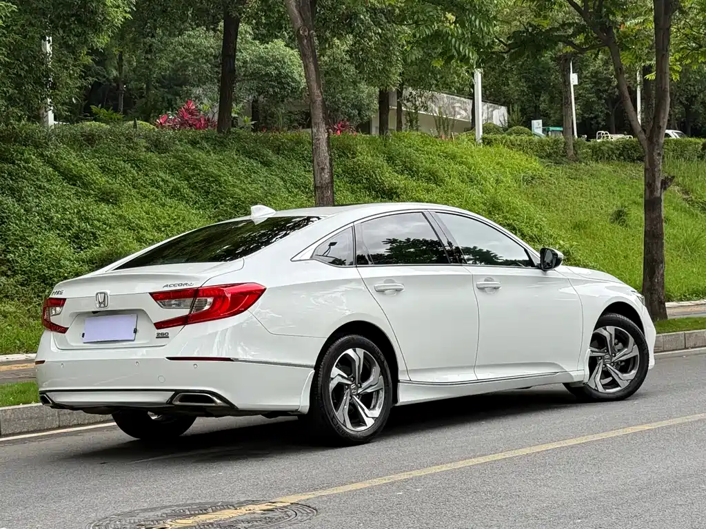 Honda Accord 2019 — фото 5