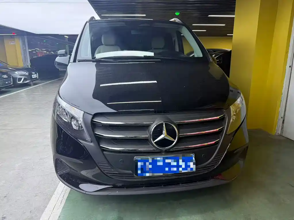 Mercedes-Benz Vito 2025 — фото 2