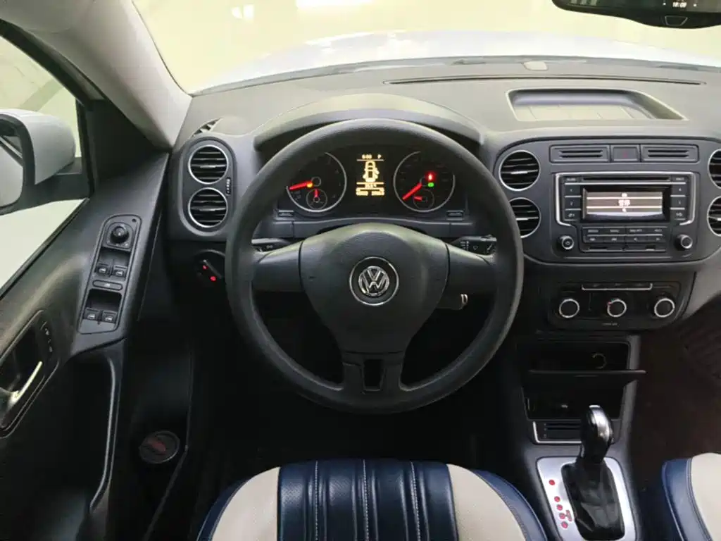 Volkswagen Tiguan 2016 — фото 11