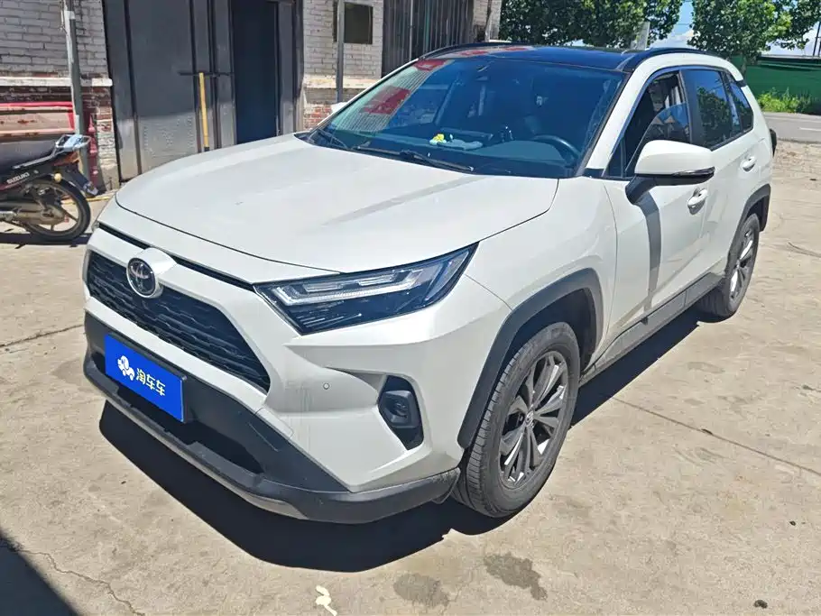 Toyota RAV4 2024