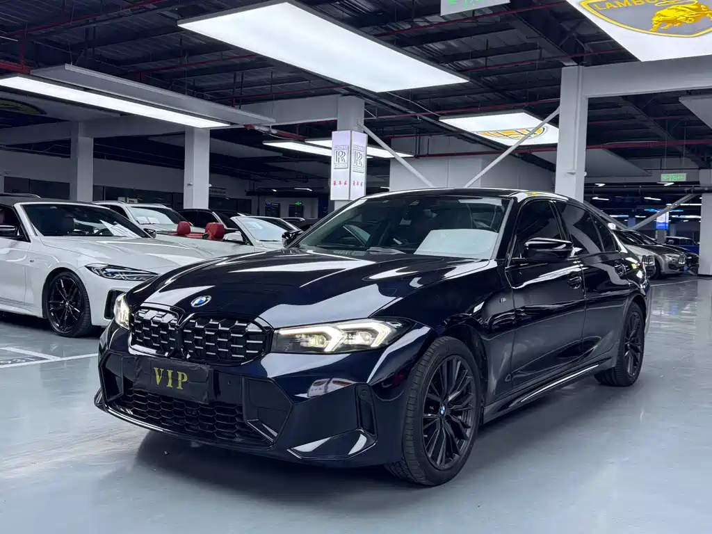 BMW 3 Series 2022 — фото 1