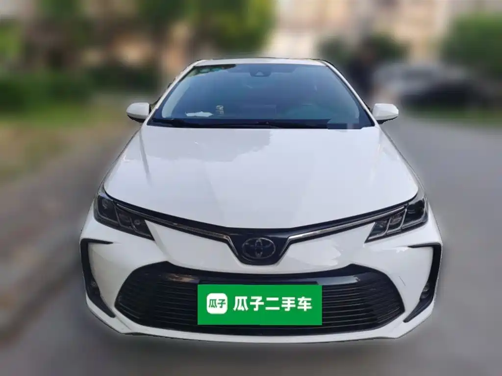 Toyota Corolla 2019 — фото 24