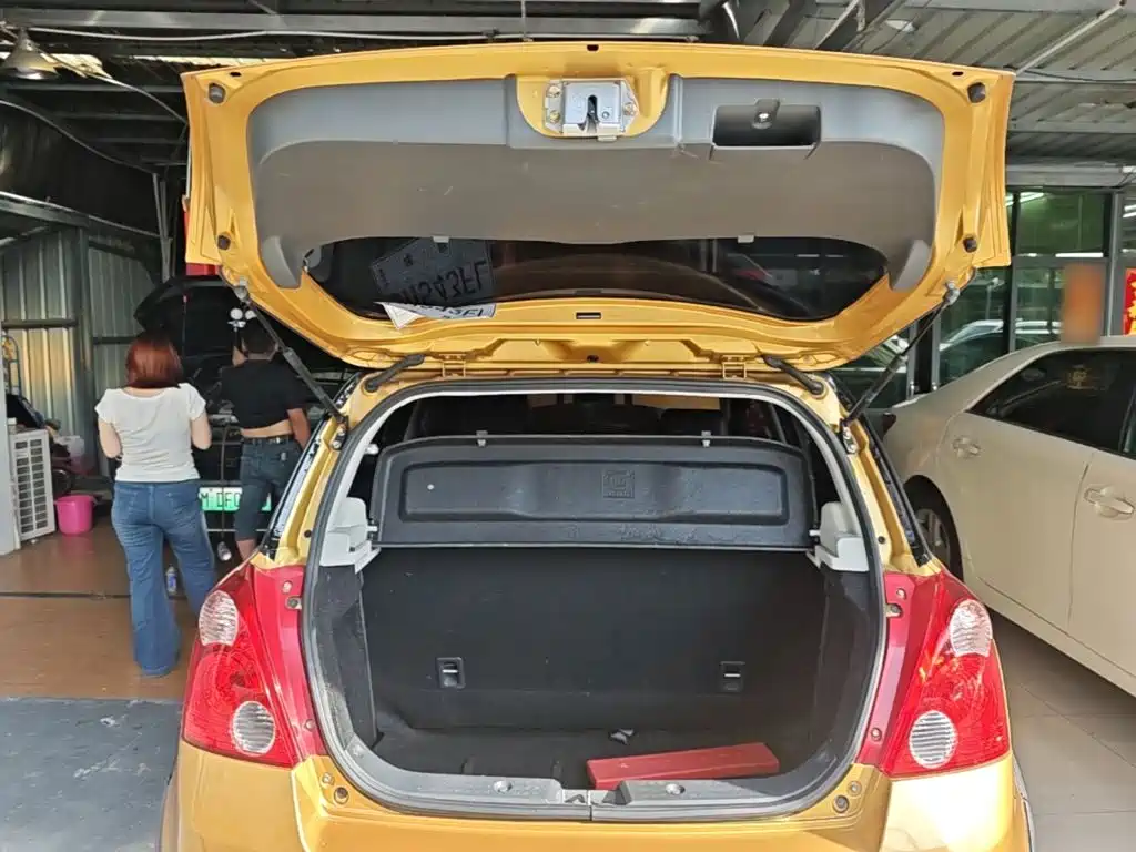 Suzuki Swift 2016 — фото 19