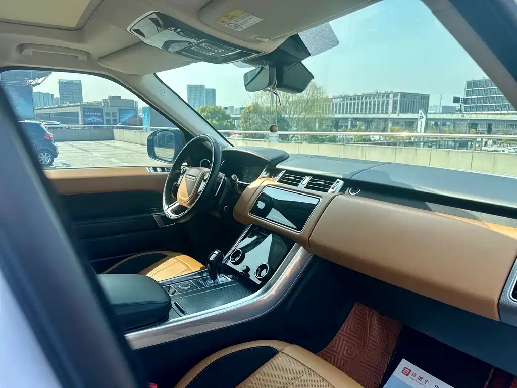 Land Rover Sport 2018 — фото 9