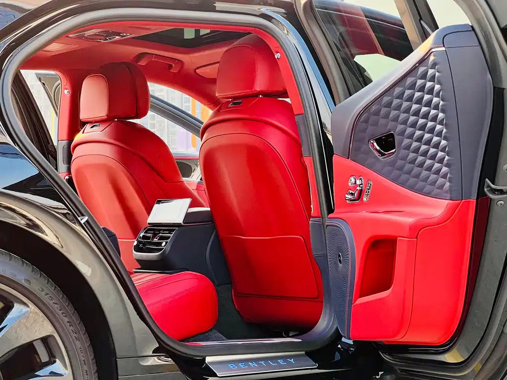 Bentley Flying Spur 2022 — фото 8