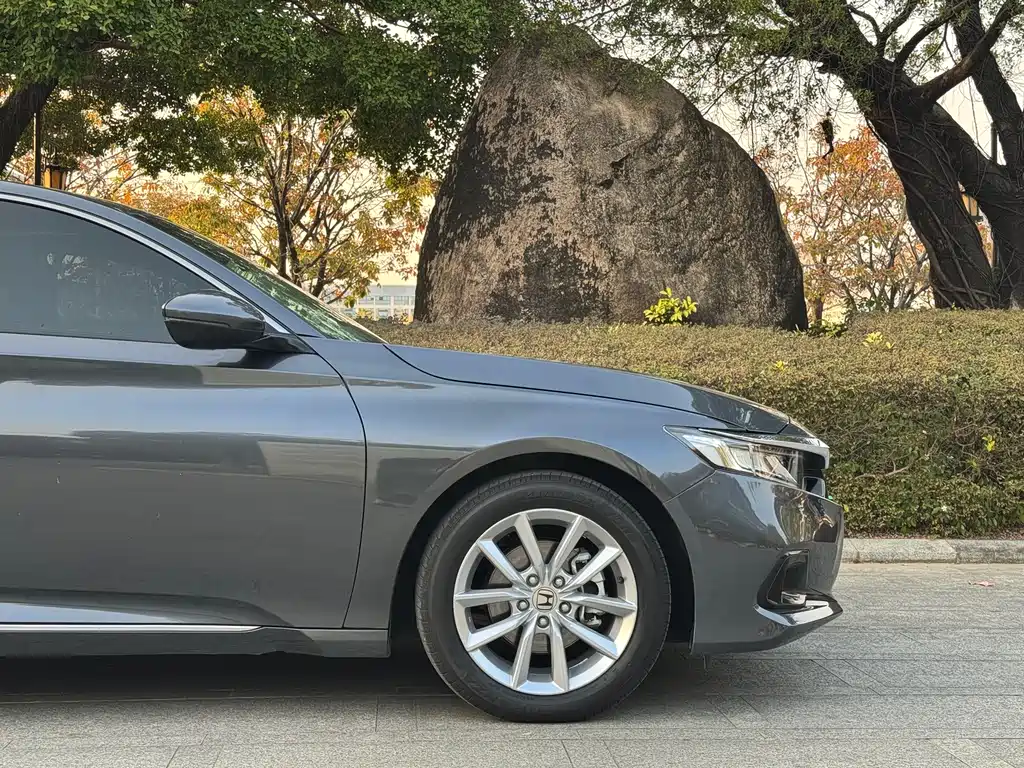 Honda Accord 2022 — фото 18