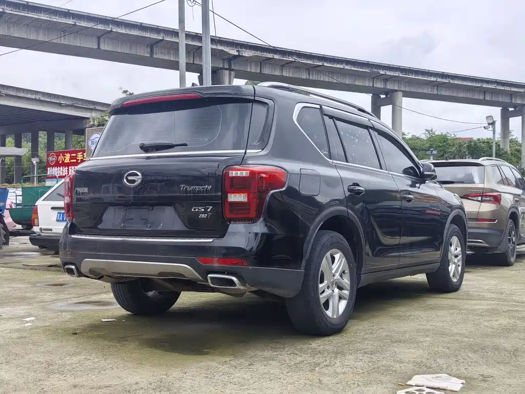 GAC Motor Trumpchi GS7 2018 — фото 6