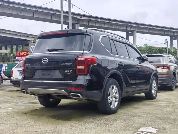 GAC Trumpchi GS7 2017