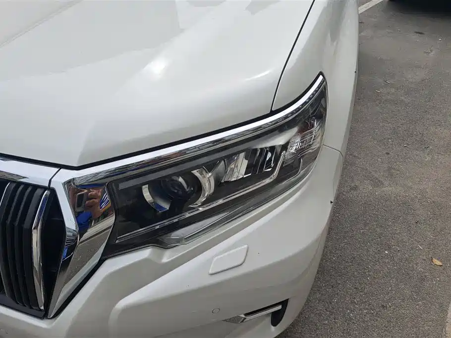 Toyota Prado 2019