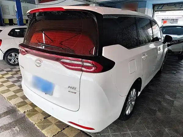 GAC Trumpchi M6 2021