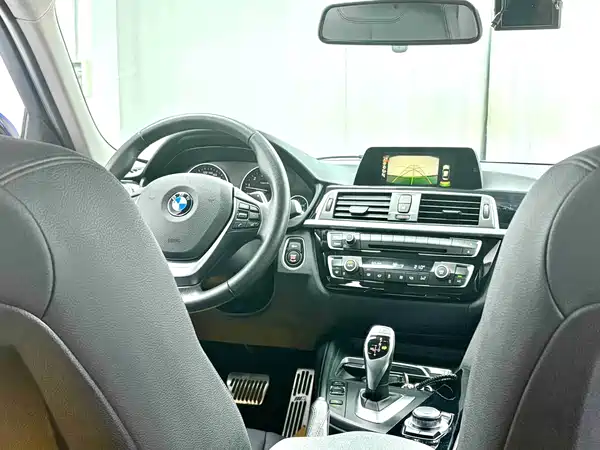 BMW 3 Series 2017