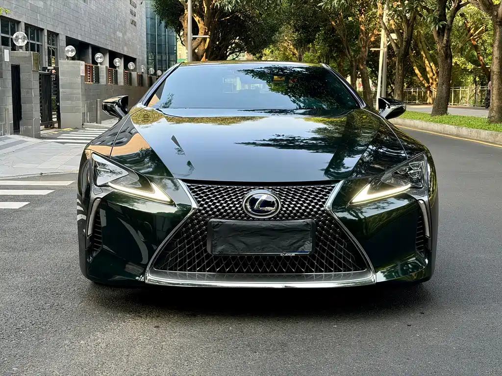 Lexus LC 2018 — фото 2