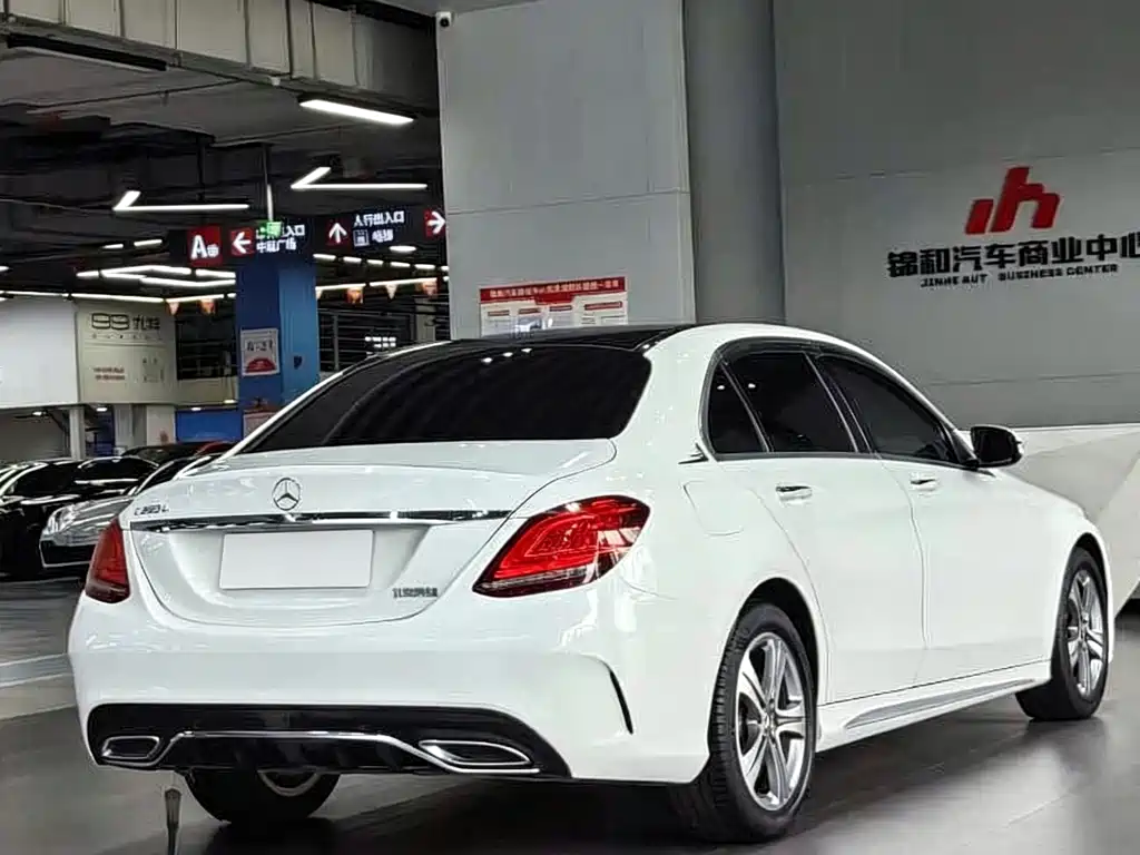 Mercedes-Benz C-Class 2021 — фото 13