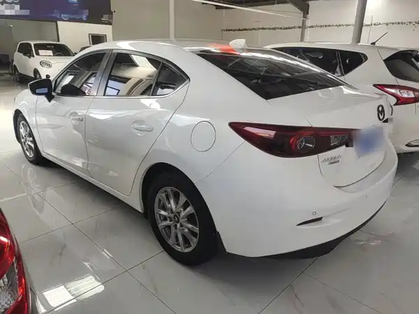 Mazda 3 Axela 2018