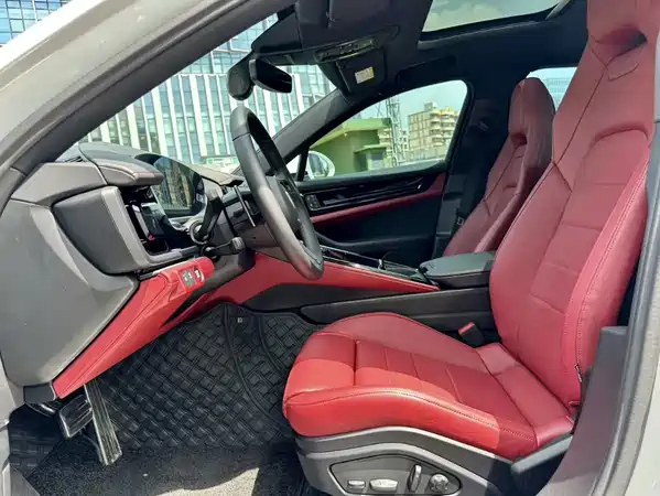 Porsche Panamera 2024