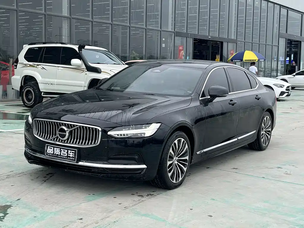 Volvo S90 2023 — фото 1