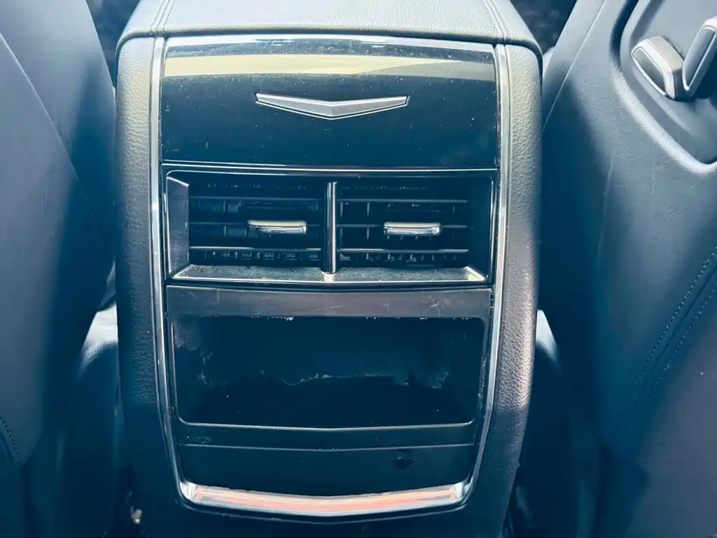 Cadillac CT6 2021 — фото 16