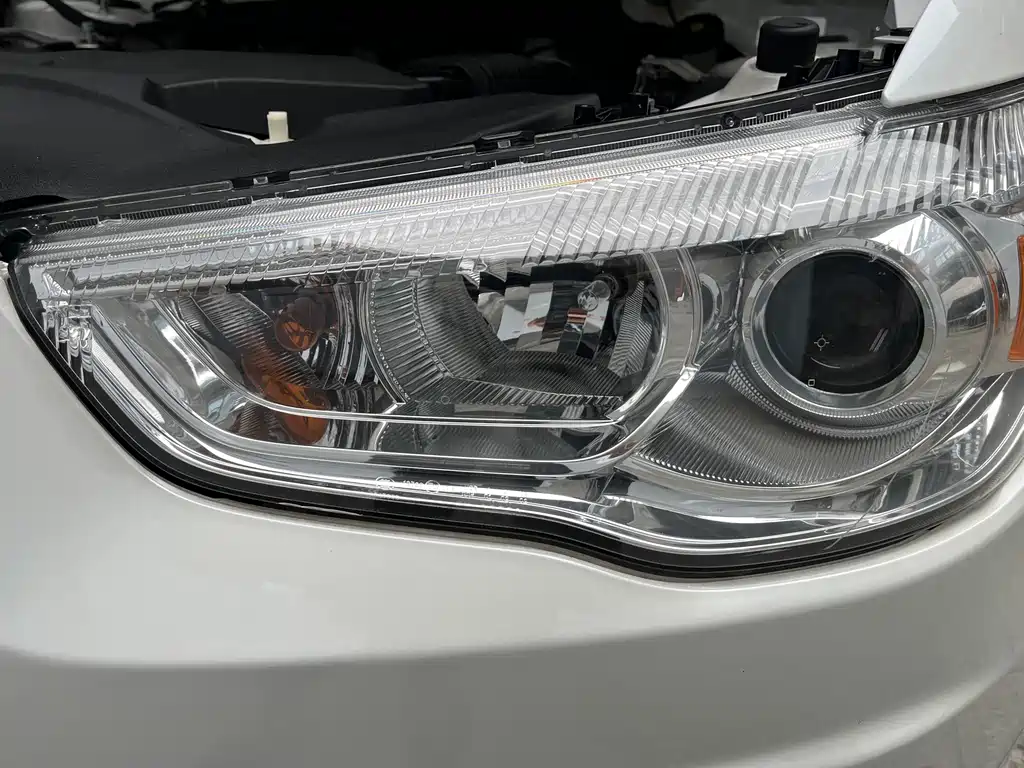 Mitsubishi ASX 2014 — фото 14